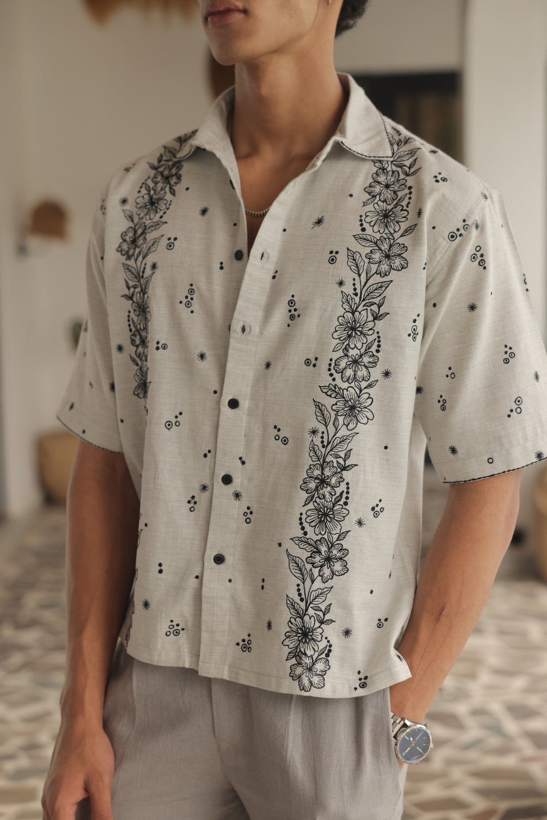 Ivory-Black Vine Linen Shirt
