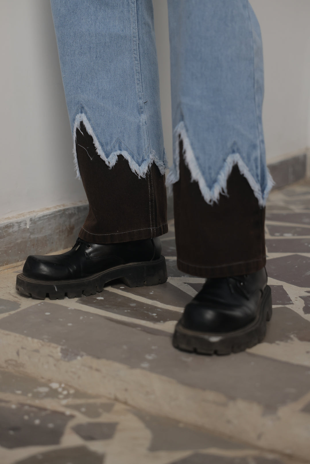 Rogue Edge Two-Tone Loose Jeans